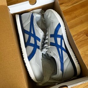 ASICS Tiger Runner